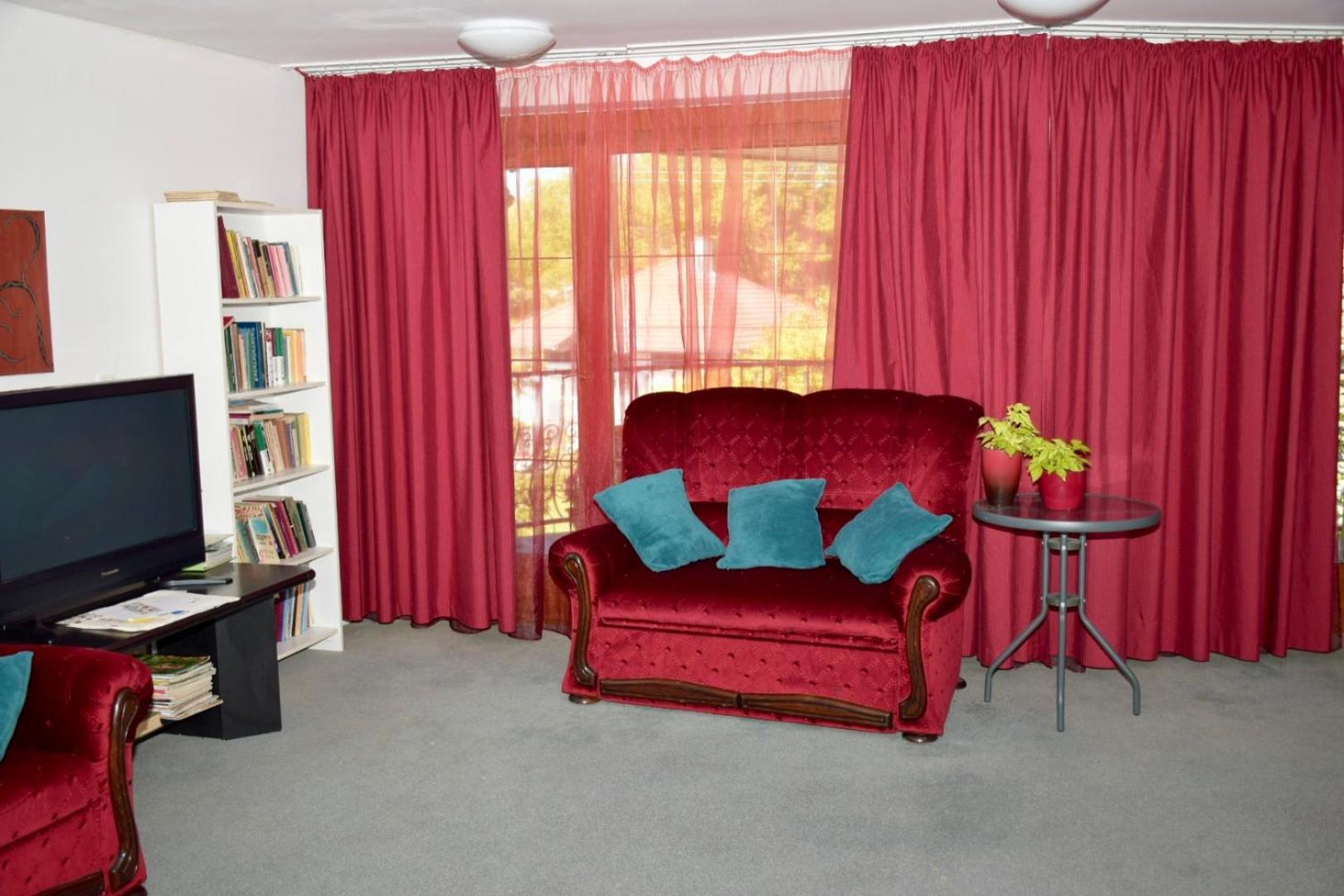 Eden Panzio Aparthotel บุค ภายนอก รูปภาพ